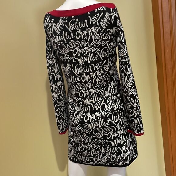 Krimson Klover Small Graphic Merino Wool Dress - Picture 8 of 9